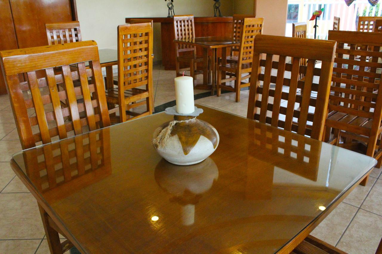 Hotel Real De Cortes Los Reyes  Luaran gambar