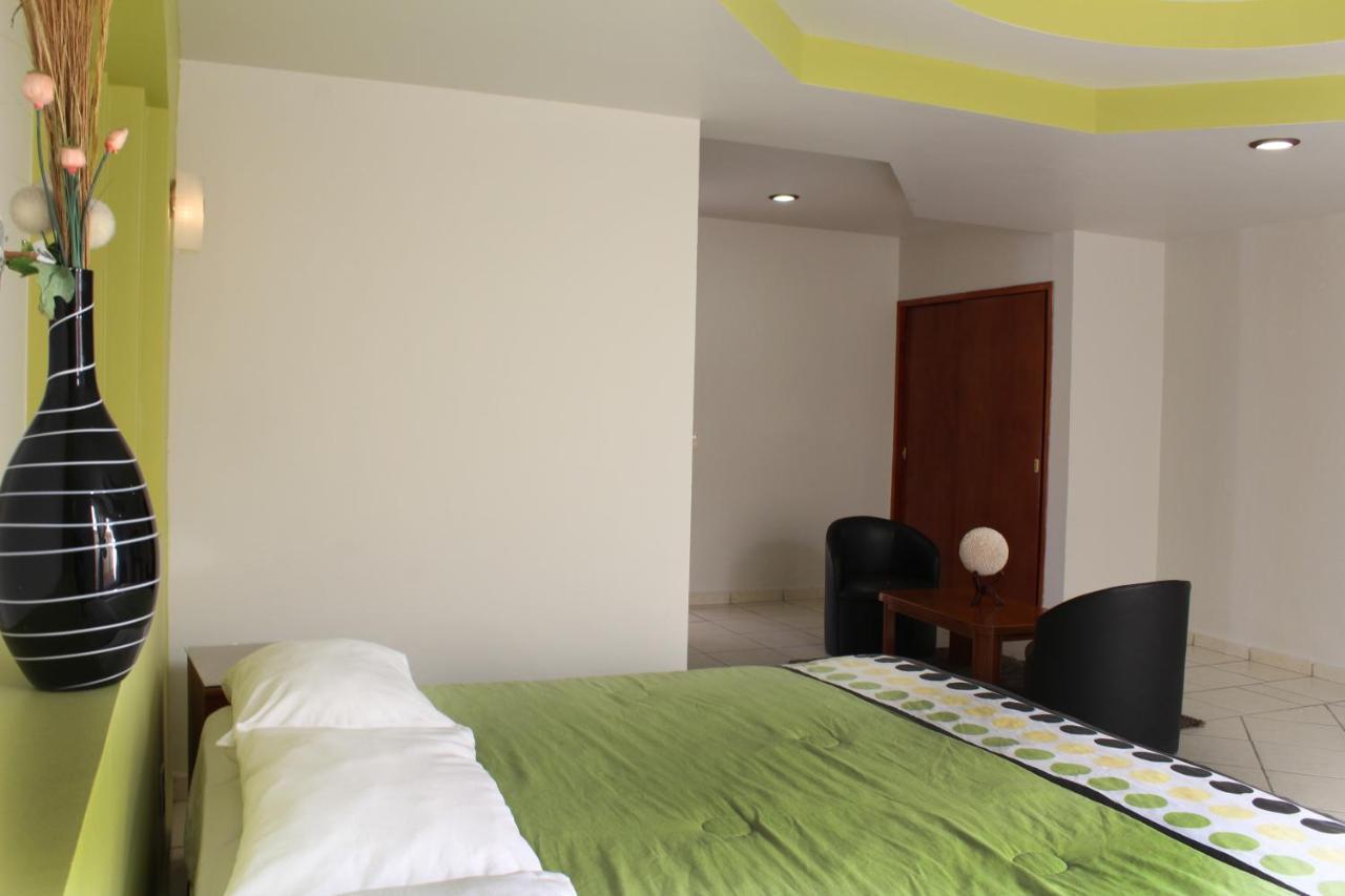 Hotel Real De Cortes Los Reyes  Luaran gambar