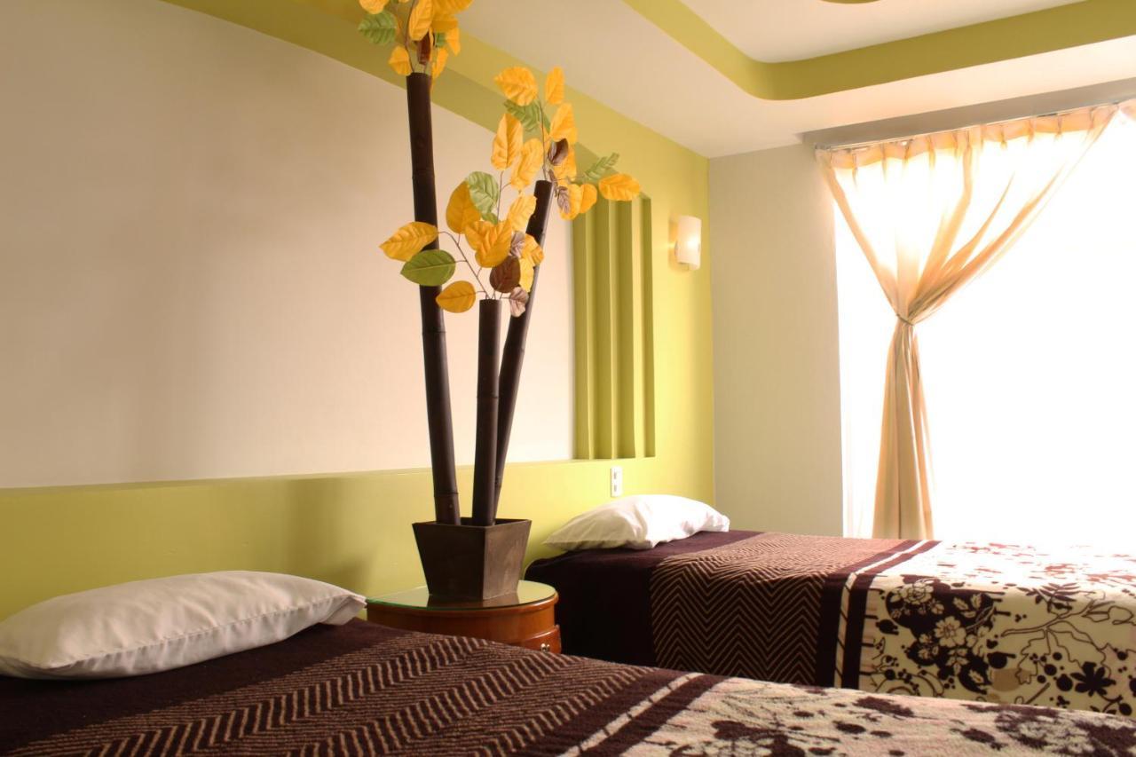 Hotel Real De Cortes Los Reyes  Luaran gambar