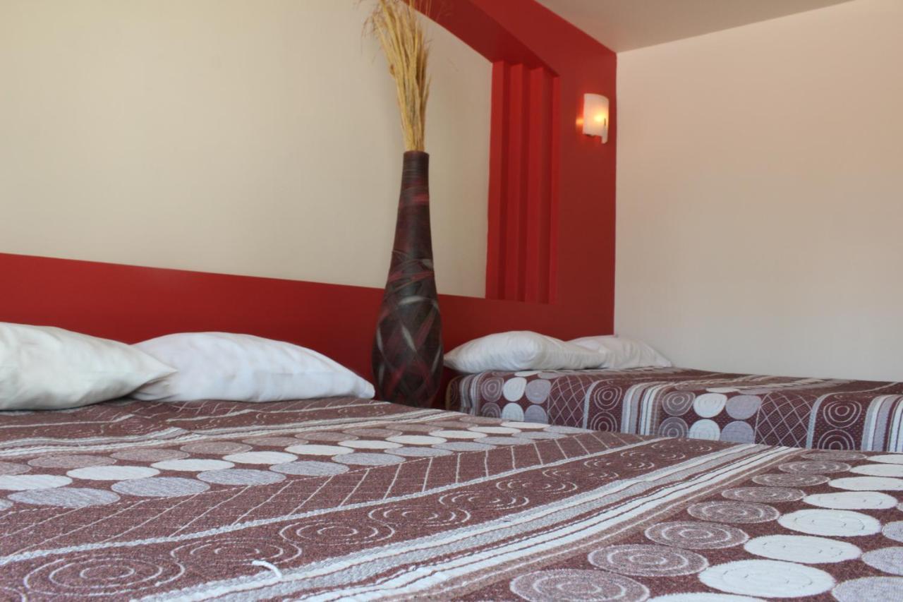 Hotel Real De Cortes Los Reyes  Luaran gambar